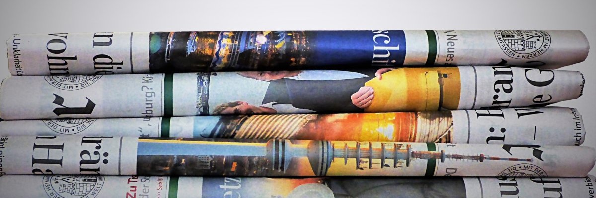 Zeitungen Ein Stapel Zeitungen