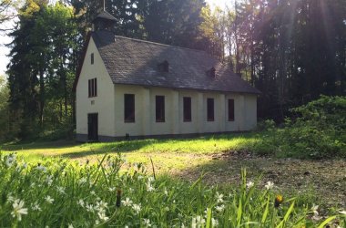 Blick auf die Waldkapelle