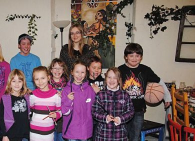 Kinder beim Jugendkunsttreff