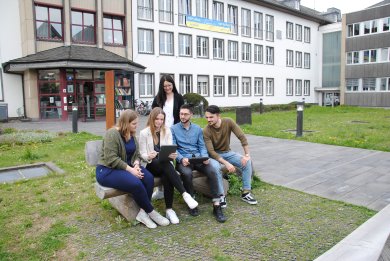 Gemeinsames Projekt der Auszubildenden und Anwärter*innen Tisch, Konferenztisch