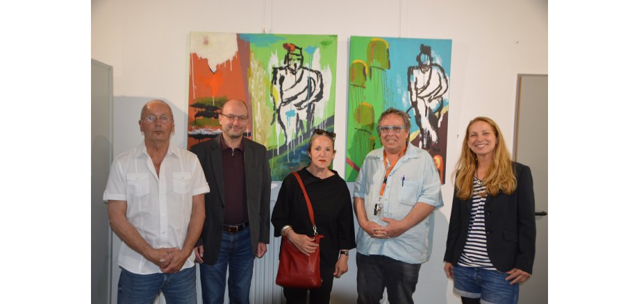 Natascha Lentes zu Besuch bei der Ausstellung "Boxenstopp"
