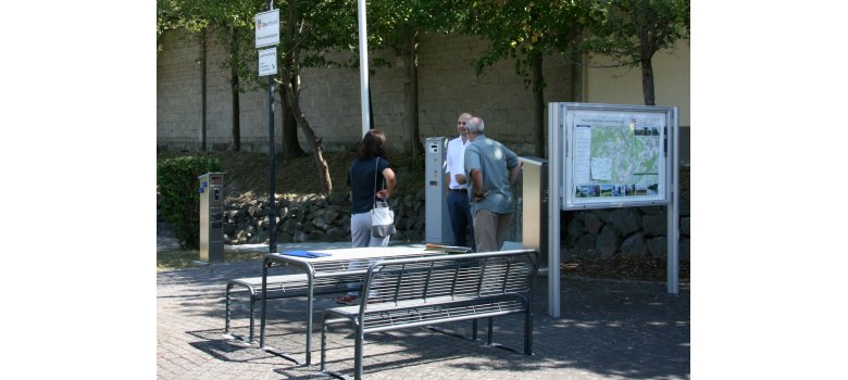 Projektbesichtigung von Wohnmobilstellplatz, Kommunikationsecke und Info-Schaukasten in Oberzissen
