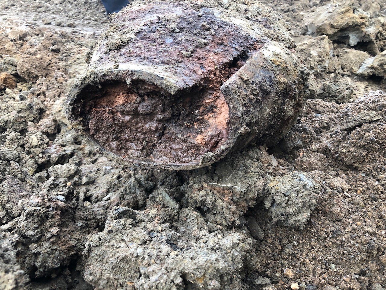 Eine amerikanische, 500 Pfund schwere Fliegerbombe wurde im Bereich des Mayener Grubenfeldes gefunden.