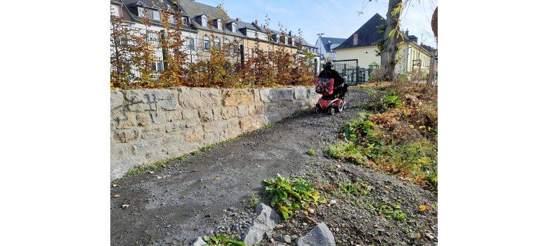 Robert Bechmann testet die Wege zum wassernahen Klassenzimmer