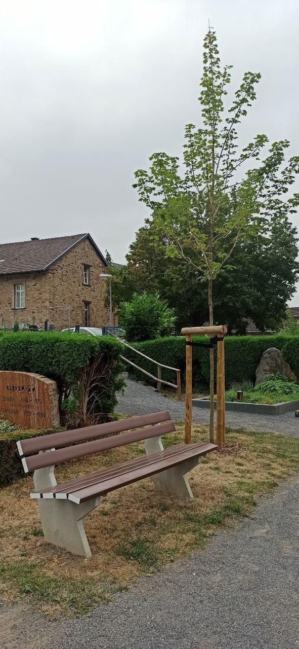 Gestaltung Friedhof Oberbreisig