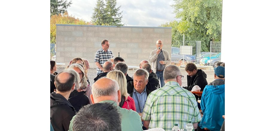 Oberbürgermeister Dirk Meid begrüßte Präsident der SG Nord - Wolfgang Treis und seine Mitarbeiter in den Erlebniswelten Grubenfeld zum Betriebsausflug