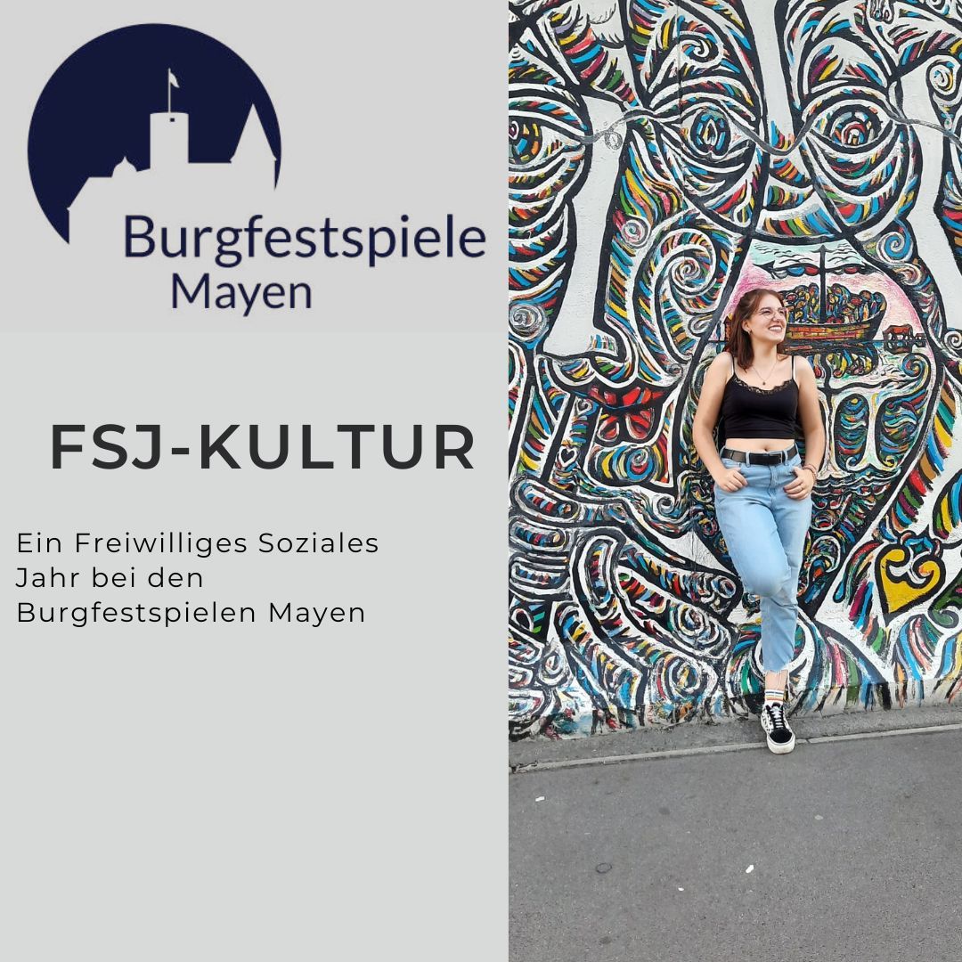 Frau steht vor bemalter Wand