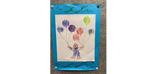 Ein selbst gemaltes Bild mit Luftballons