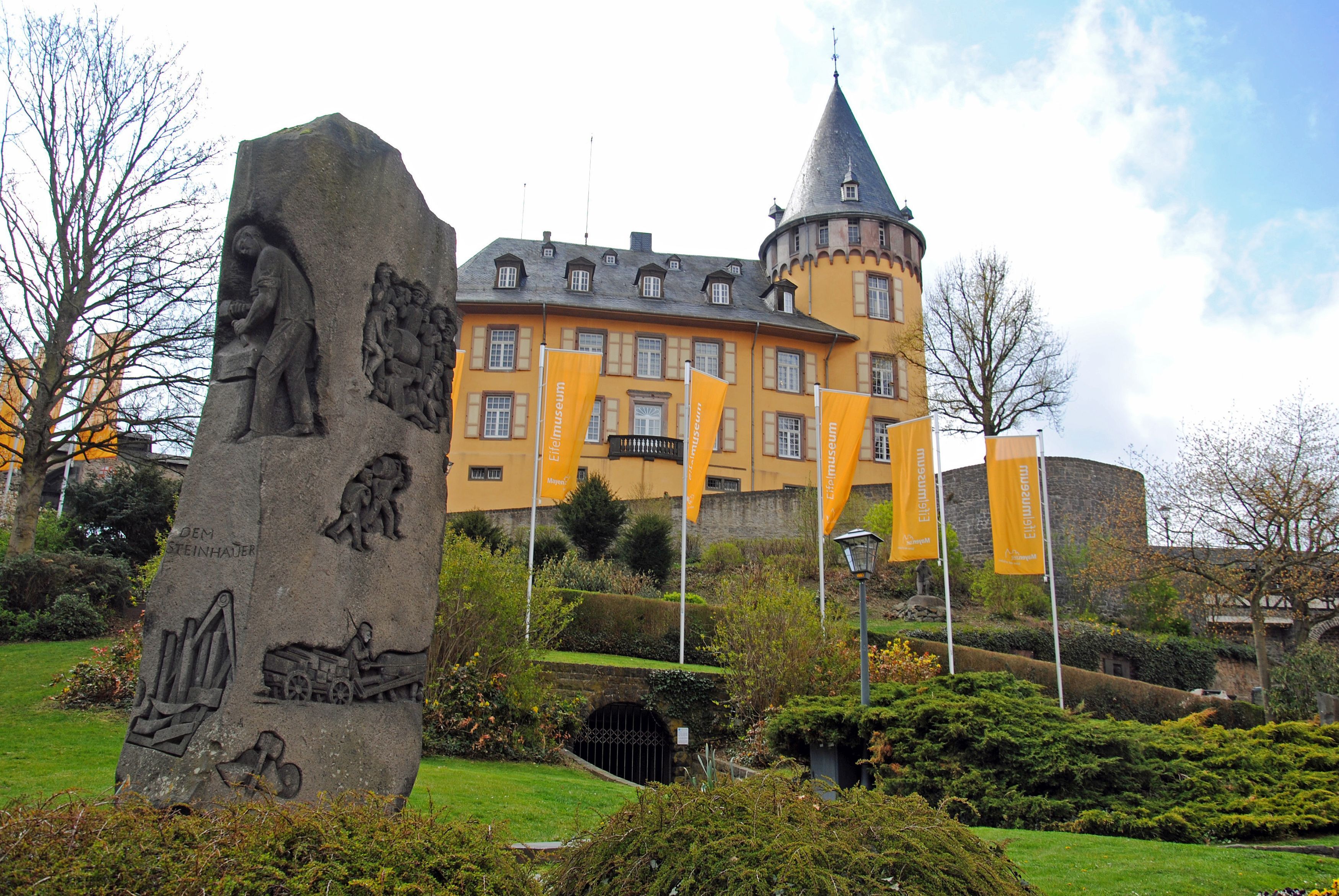 Aufnahme der Genovevaburg Mayen