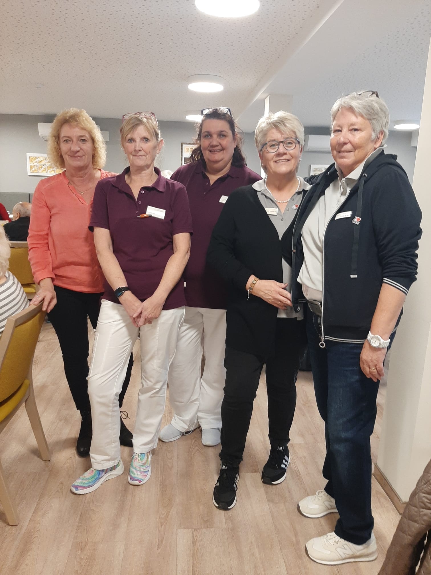 Fünf Personen im Seniorendomizil Am Grubenfeld