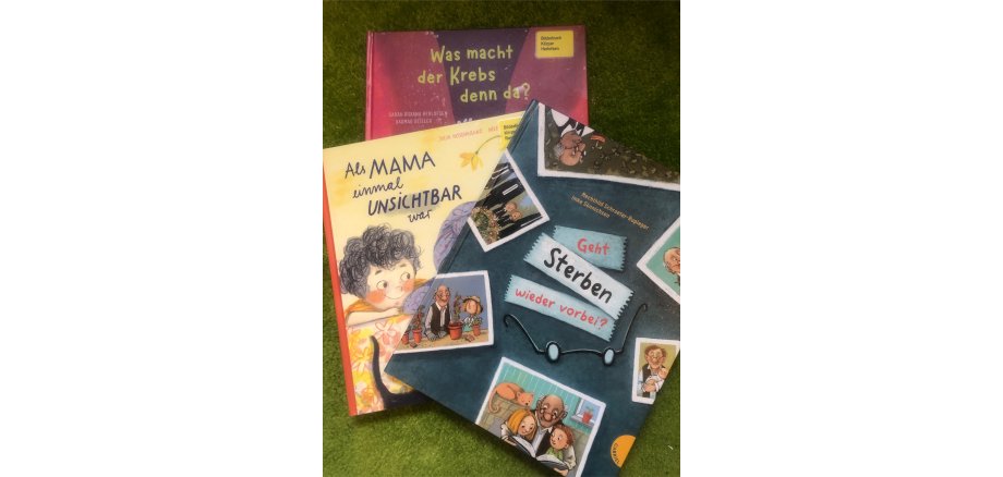 Drei abgebildete Kinderbücher