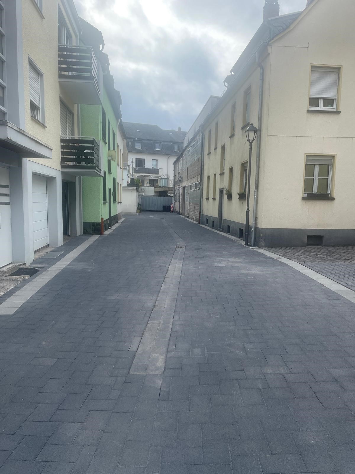 Die Straße „An der Stadtmauer“ nach der Maßnahme