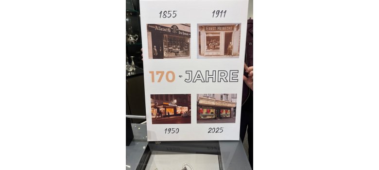 Ein Aufsteller zur Firmengeschichte anlässlich des Jubiläums Ein Aufsteller zur Firmengeschichte anlässlich des Jubiläums