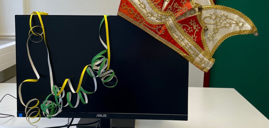 Bildschirm mit Karnevals Deko