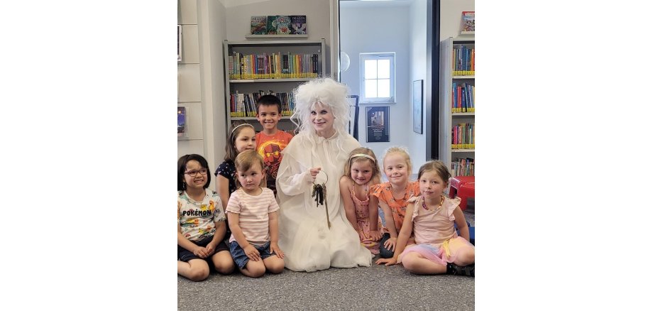 Das kleine Gespenst mit Kindern