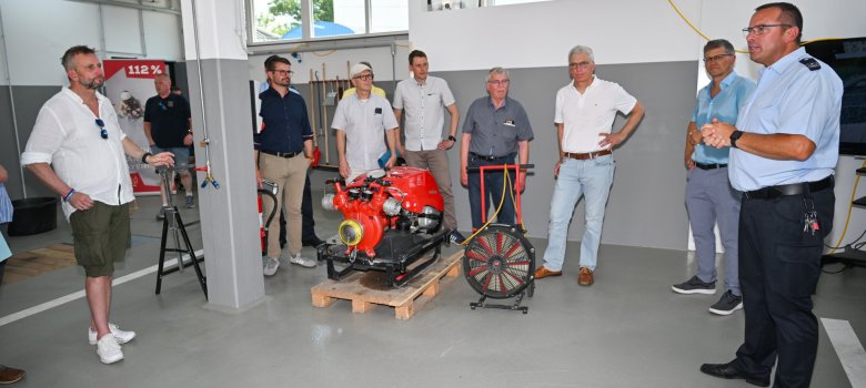 Das Feuerwehrgerätehaus konnte beim Tag der offenen Tür besichtigt werden Das Feuerwehrgerätehaus konnte beim Tag der offenen Tür besichtigt werden