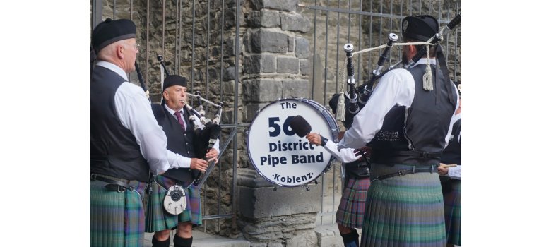 Die 50 District Pipe Band Koblenz Die 50 District Pipe Band Koblenz